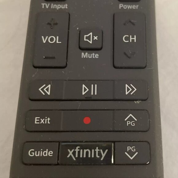 Xfinity XR15UQ XR15 TV Voice Activation Wedge Remote Control Xfinity/Comcast - Picture 4 of 7